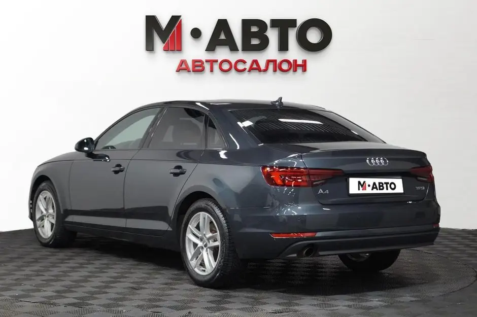 Audi A4, 2018 г.