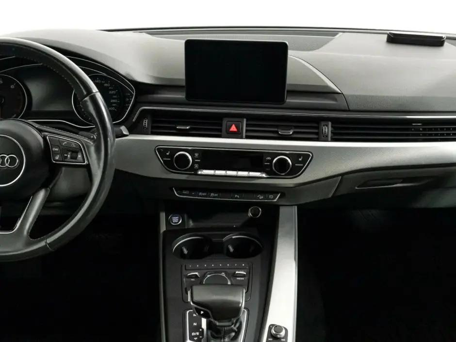 Audi A4, 2015 г.