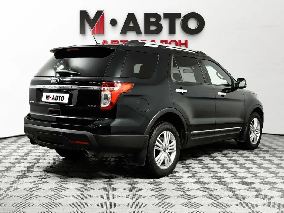 Ford Explorer, 2015 г.