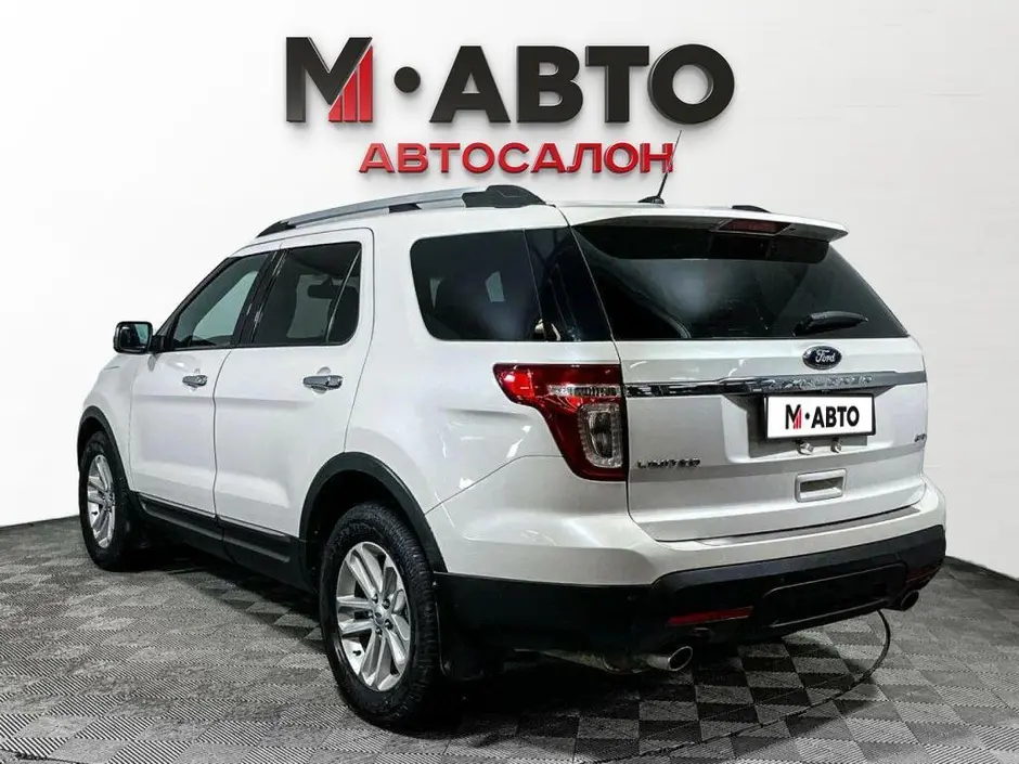 Ford Explorer, 2013 г.