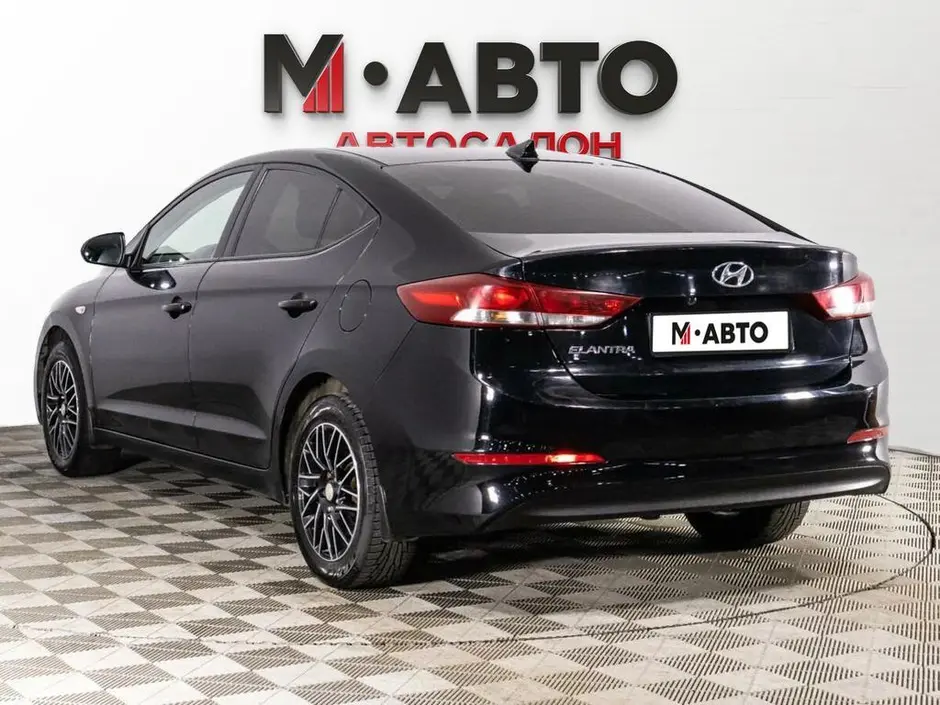 Hyundai Elantra, 2017 г.