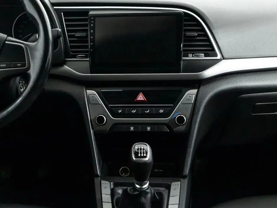 Hyundai Elantra, 2017 г.