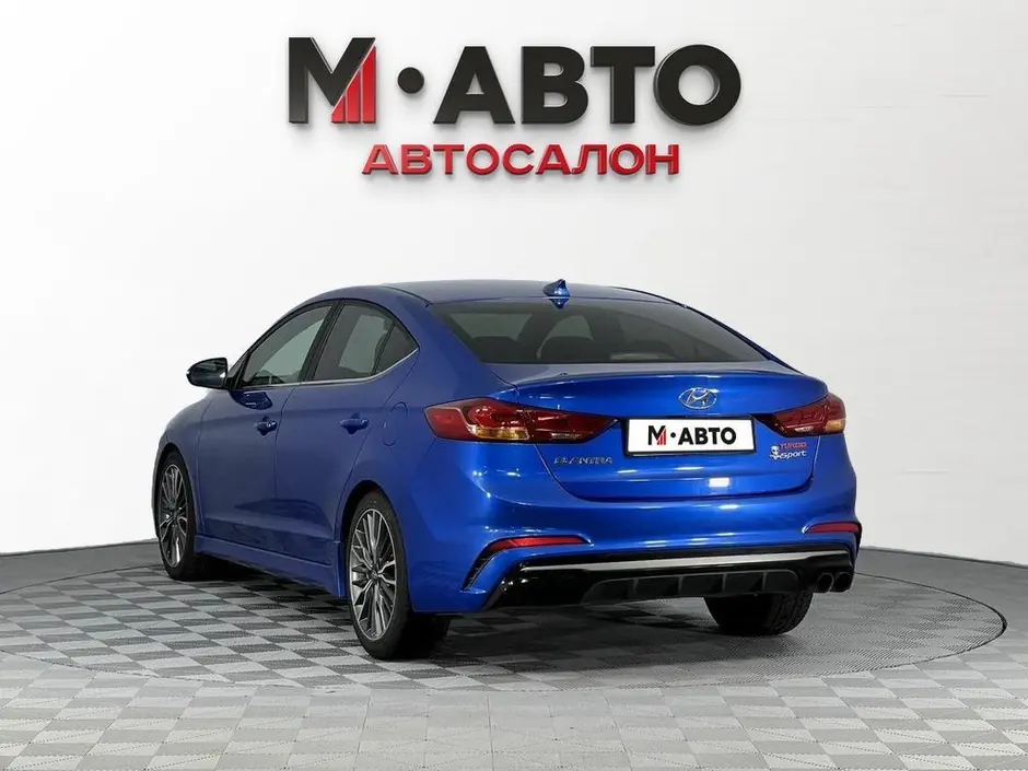 Hyundai Elantra, 2017 г.