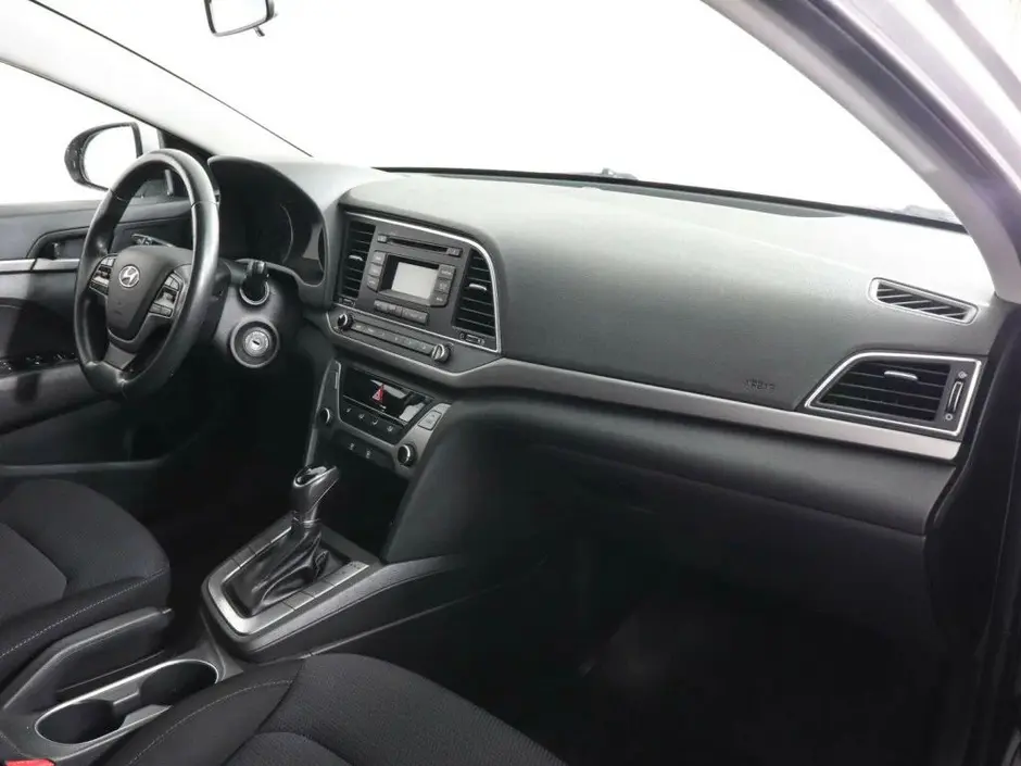 Hyundai Elantra, 2018 г.