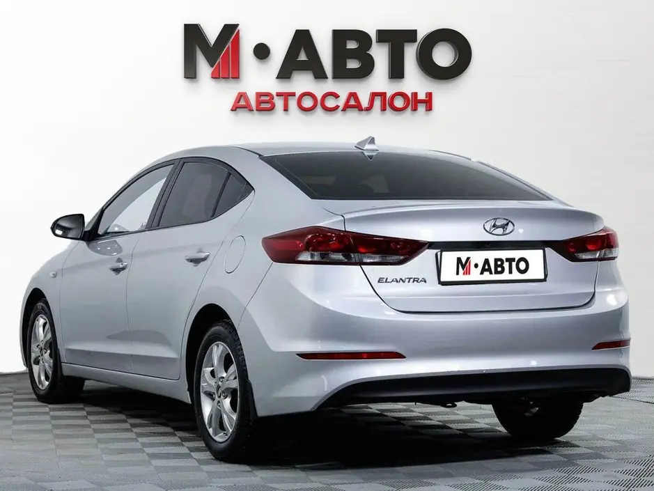 Hyundai Elantra, 2018 г.