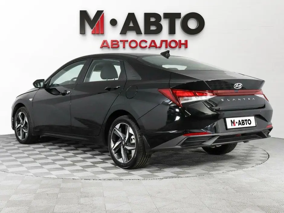 Hyundai Elantra, 2023 г.