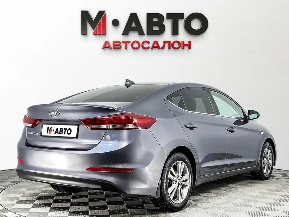 Hyundai Elantra, 2017 г.