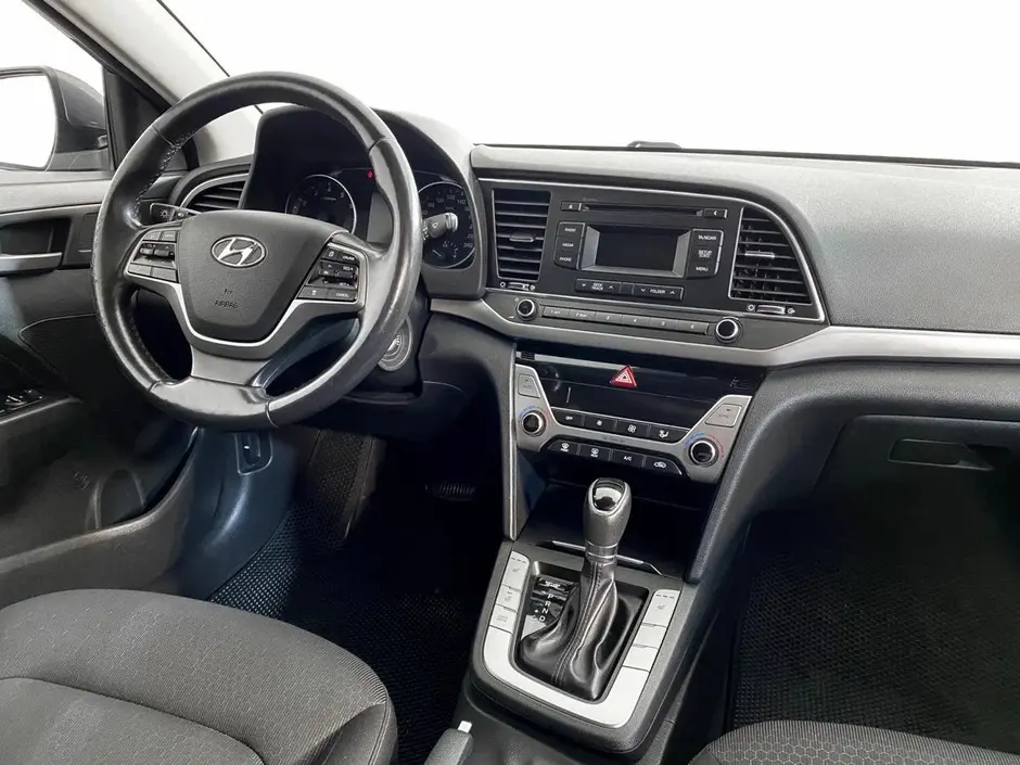 Hyundai Elantra, 2017 г.