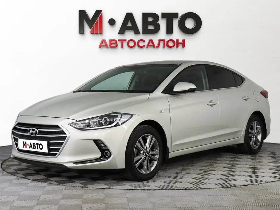 Hyundai Elantra, 2017 г.
