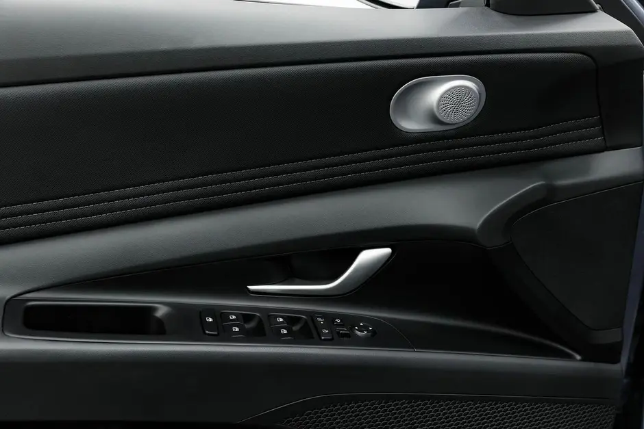 Hyundai Elantra, 2023 г.