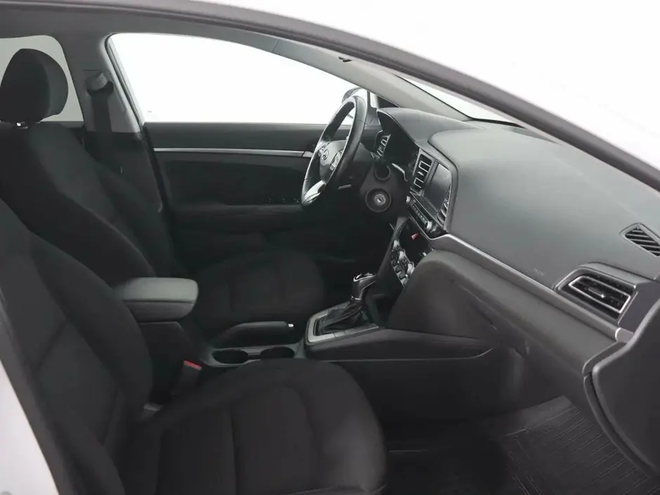 Hyundai Elantra, 2019 г.