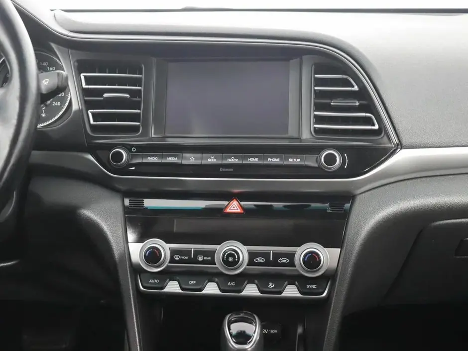 Hyundai Elantra, 2019 г.