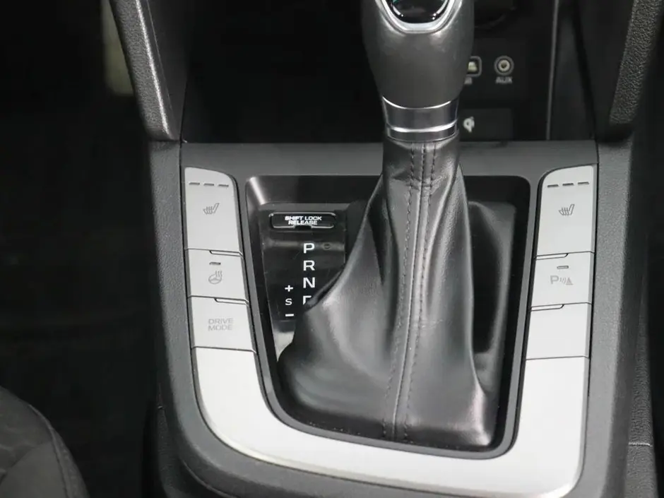 Hyundai Elantra, 2019 г.