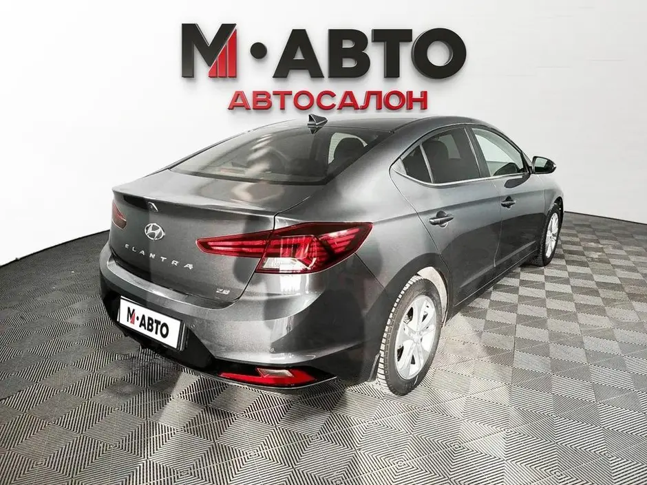 Hyundai Elantra, 2019 г.
