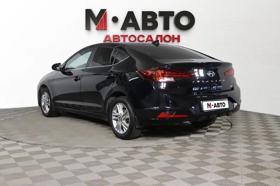 Hyundai Elantra, 2019 г.