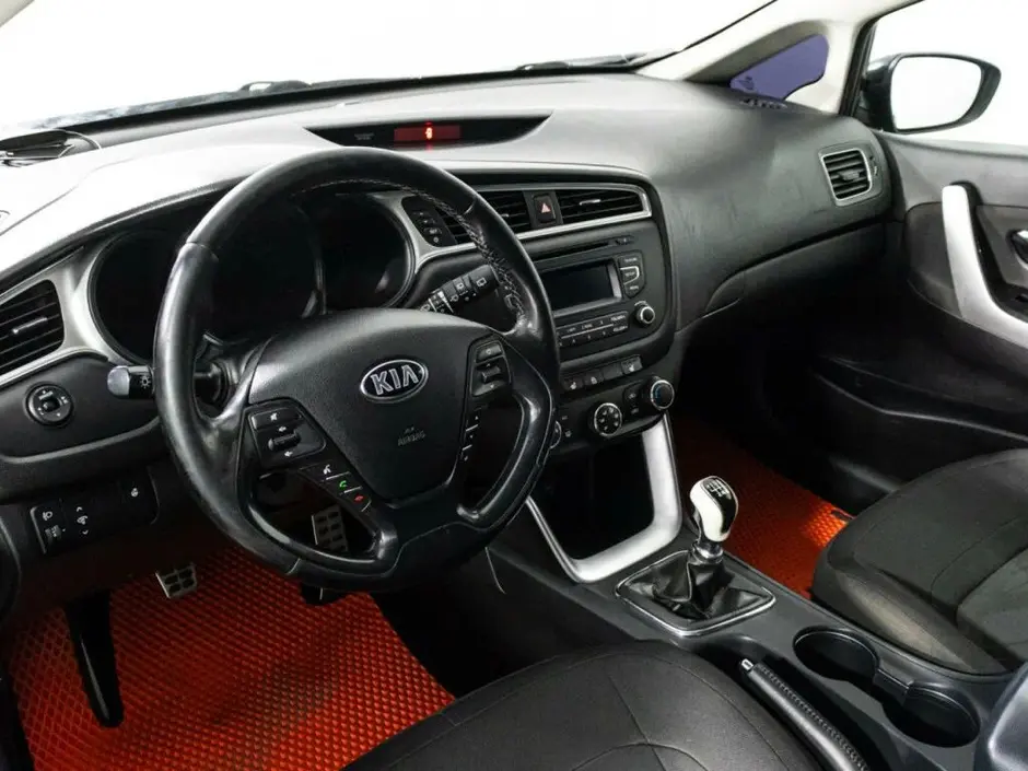Kia Ceed, 2015 г.