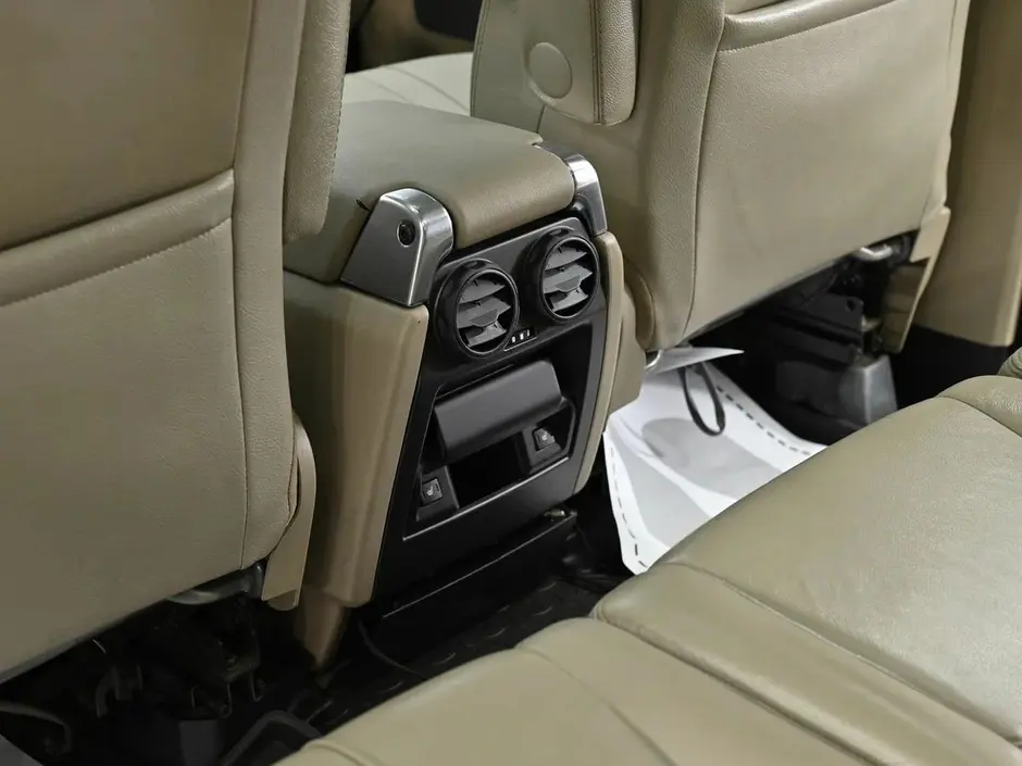 Land Rover Discovery, 2010 г.