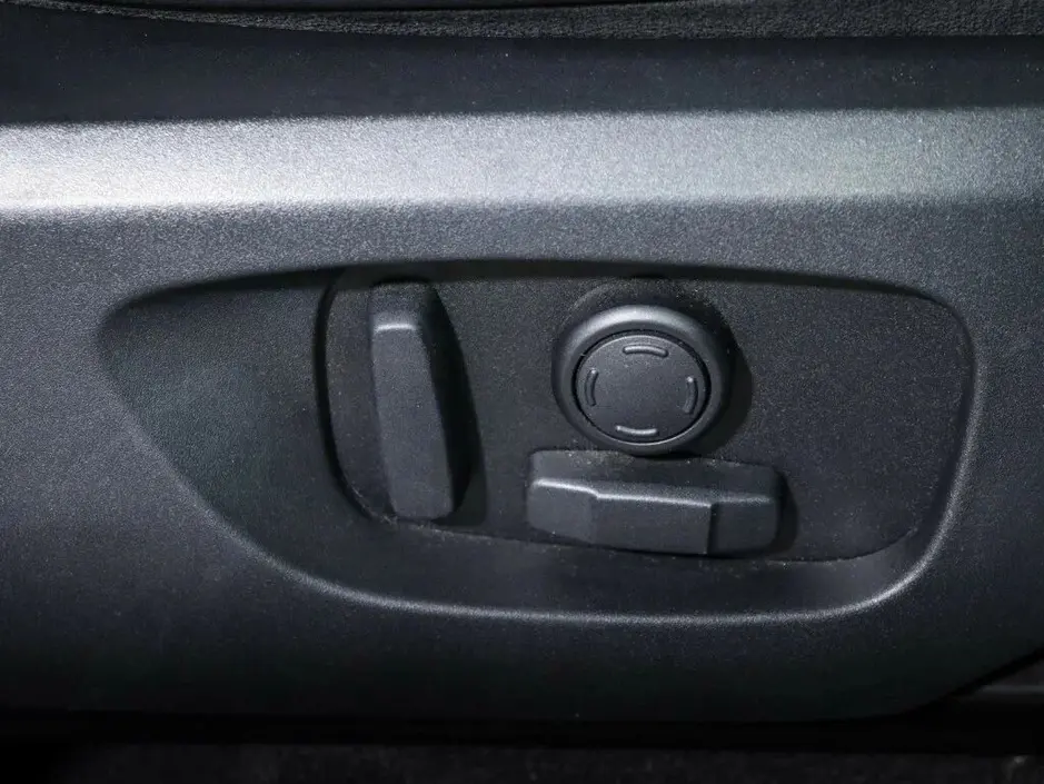 Land Rover Discovery Sport, 2015 г.