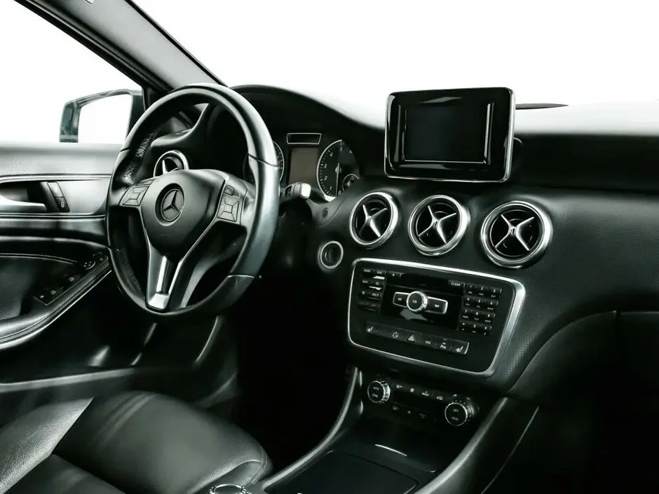 Mercedes-Benz A-Класс, 2013 г.