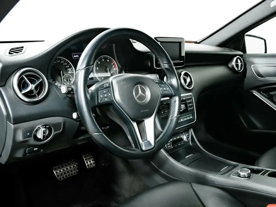 Mercedes-Benz A-Класс, 2013 г.