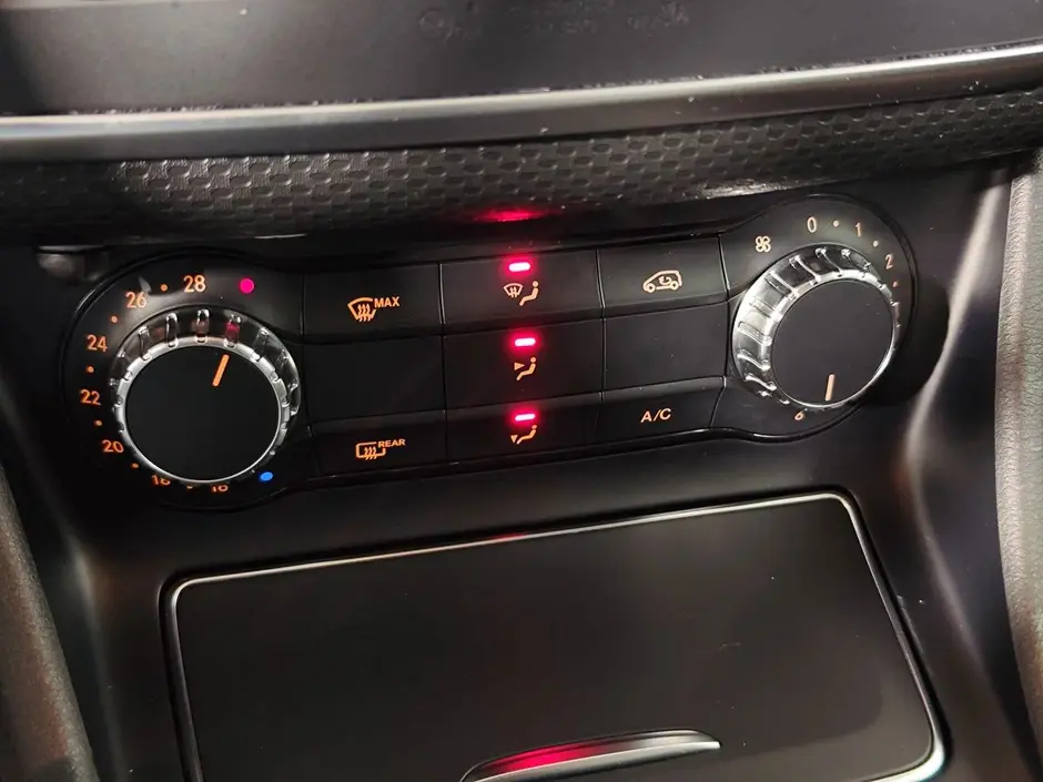 Mercedes-Benz A-Класс, 2016 г.