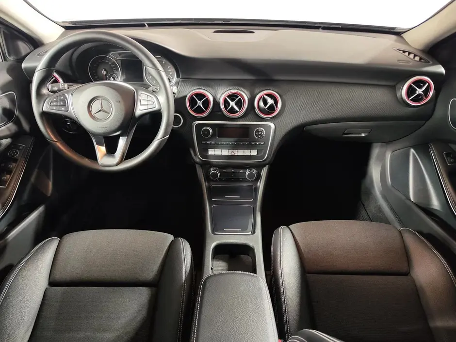 Mercedes-Benz A-Класс, 2016 г.