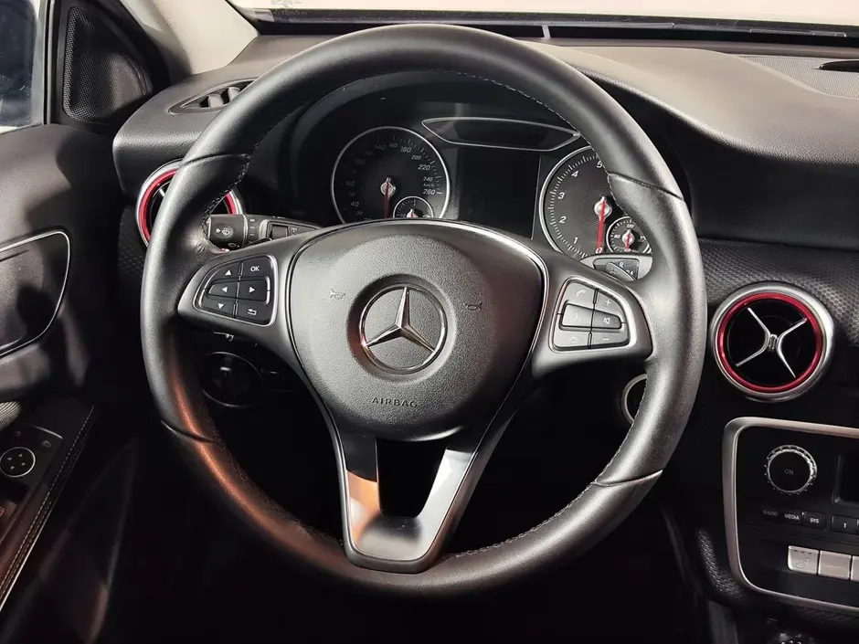 Mercedes-Benz A-Класс, 2016 г.