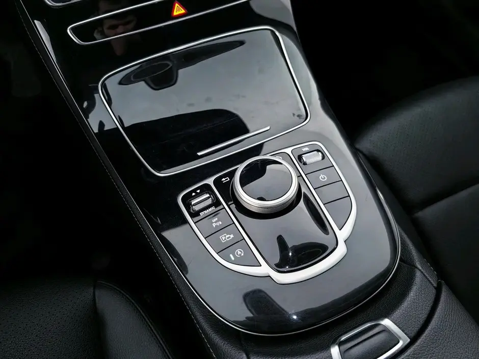 Mercedes-Benz E-Класс, 2020 г.