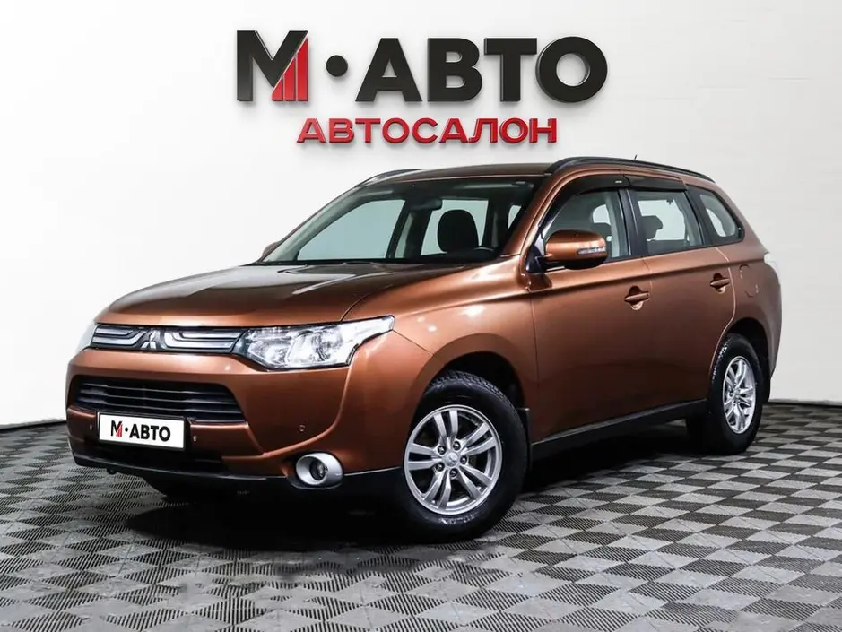 Mitsubishi Outlander, 2013 г.