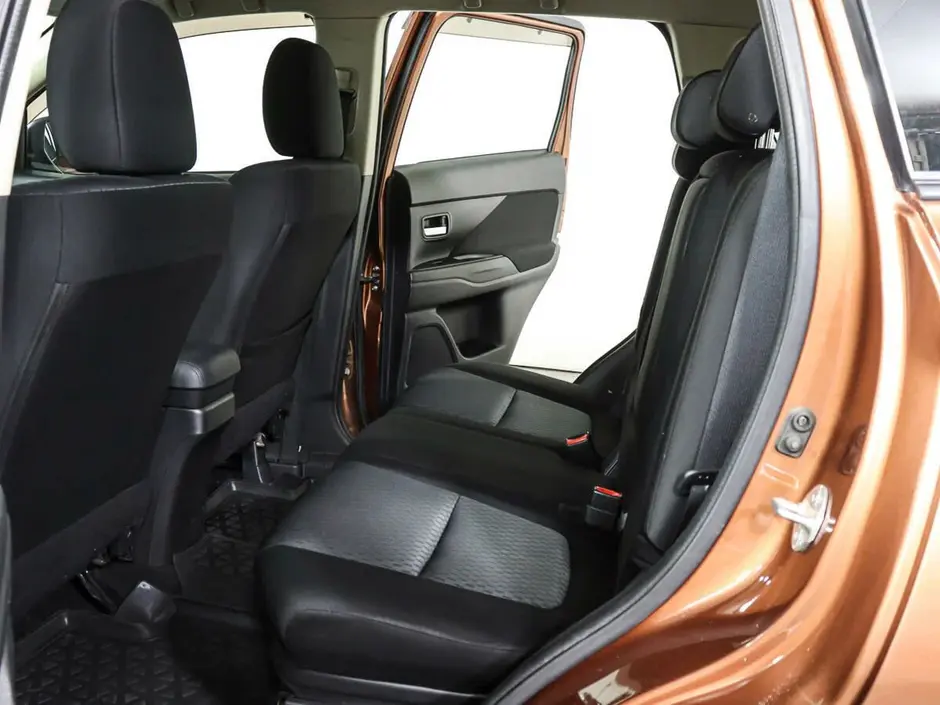 Mitsubishi Outlander, 2013 г.