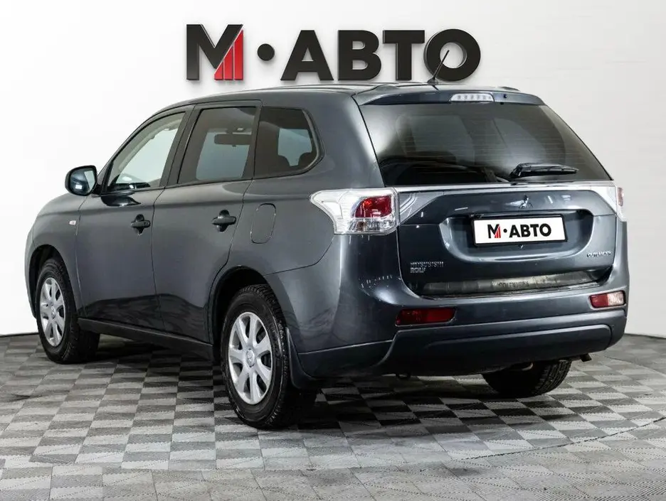 Mitsubishi Outlander, 2013 г.