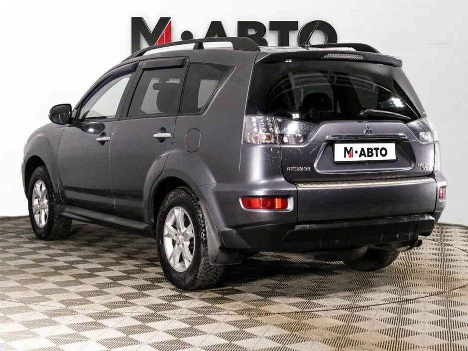 Mitsubishi Outlander, 2012 г.