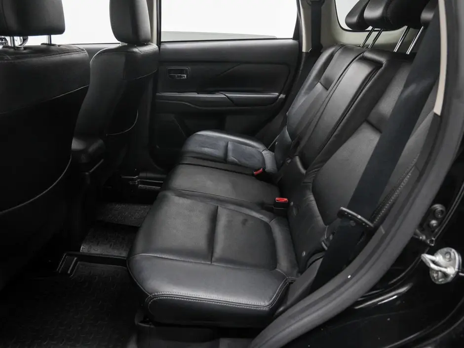 Mitsubishi Outlander, 2014 г.