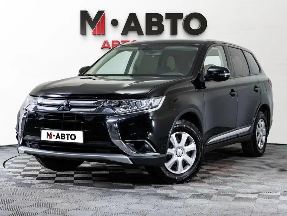 Mitsubishi Outlander, 2015 г.
