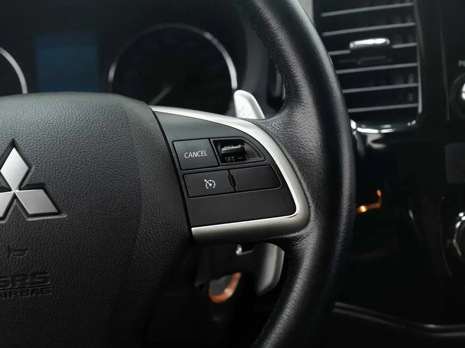 Mitsubishi Outlander, 2012 г.