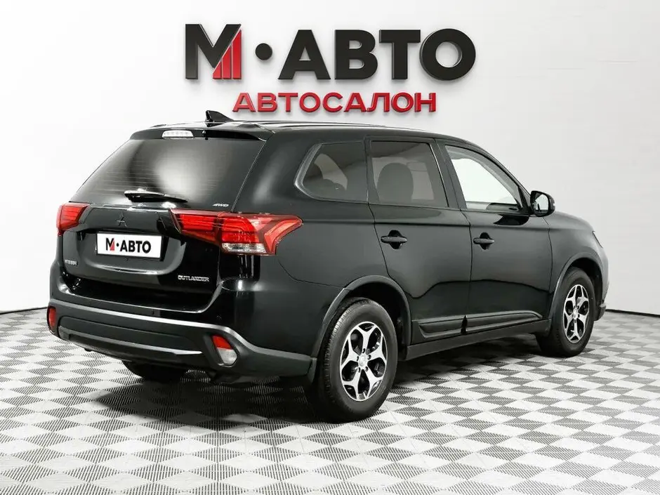 Mitsubishi Outlander, 2016 г.