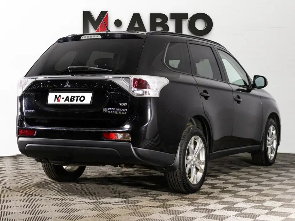 Mitsubishi Outlander, 2014 г.