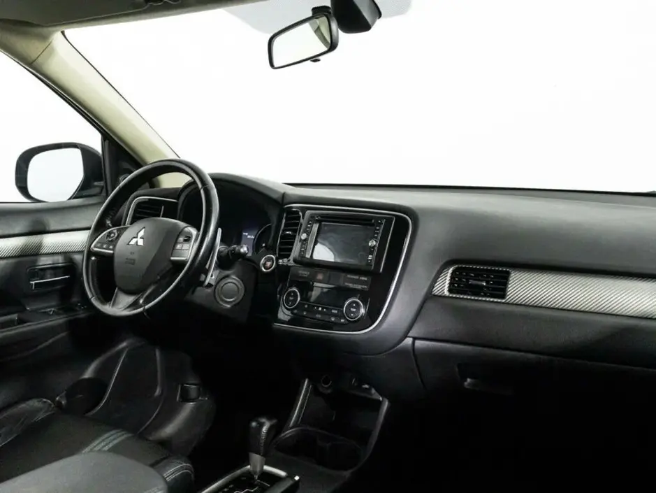 Mitsubishi Outlander, 2014 г.