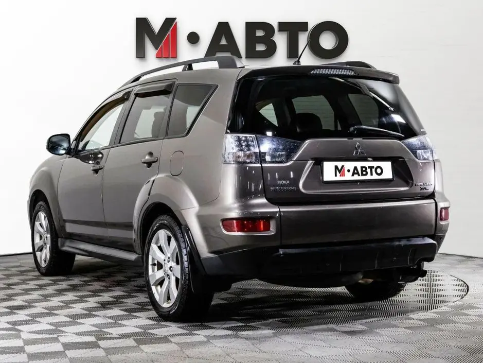 Mitsubishi Outlander, 2010 г.
