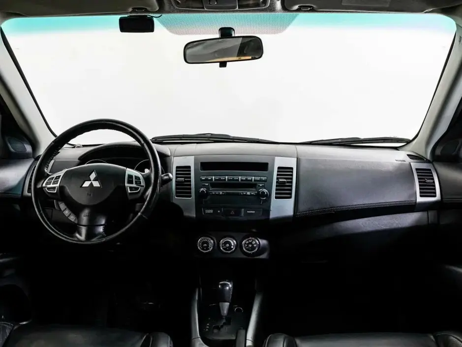 Mitsubishi Outlander, 2010 г.