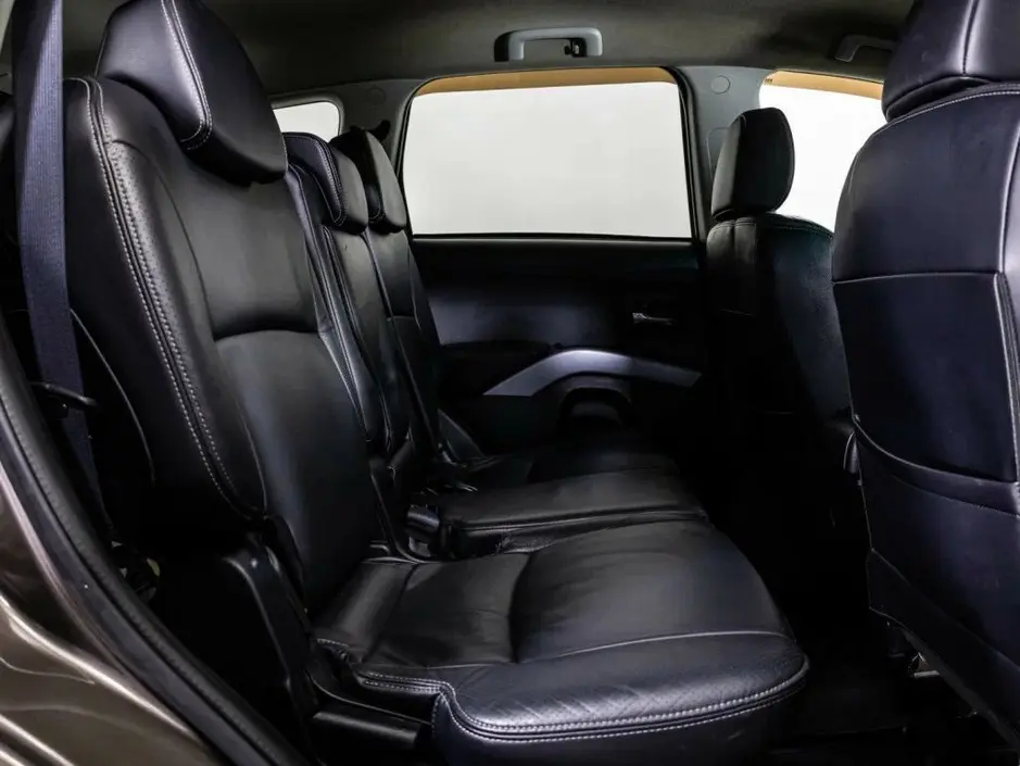 Mitsubishi Outlander, 2010 г.