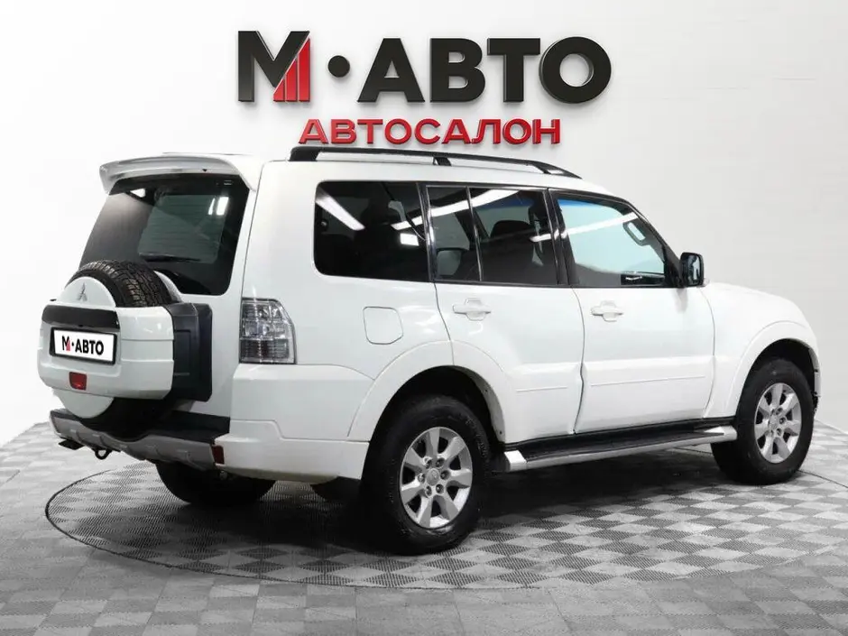 Mitsubishi Pajero, 2011 г.