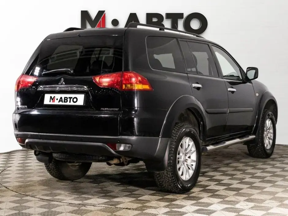 Mitsubishi Pajero Sport, 2011 г.