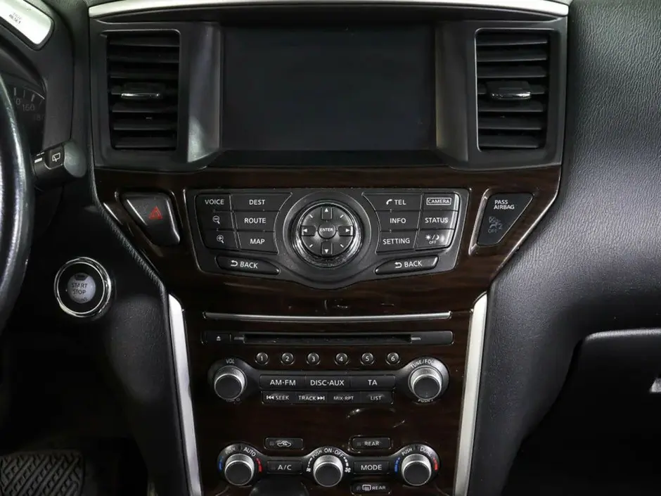 Nissan Pathfinder, 2016 г.