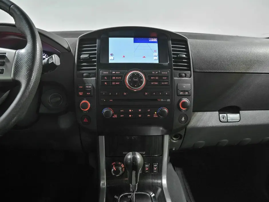Nissan Pathfinder, 2012 г.