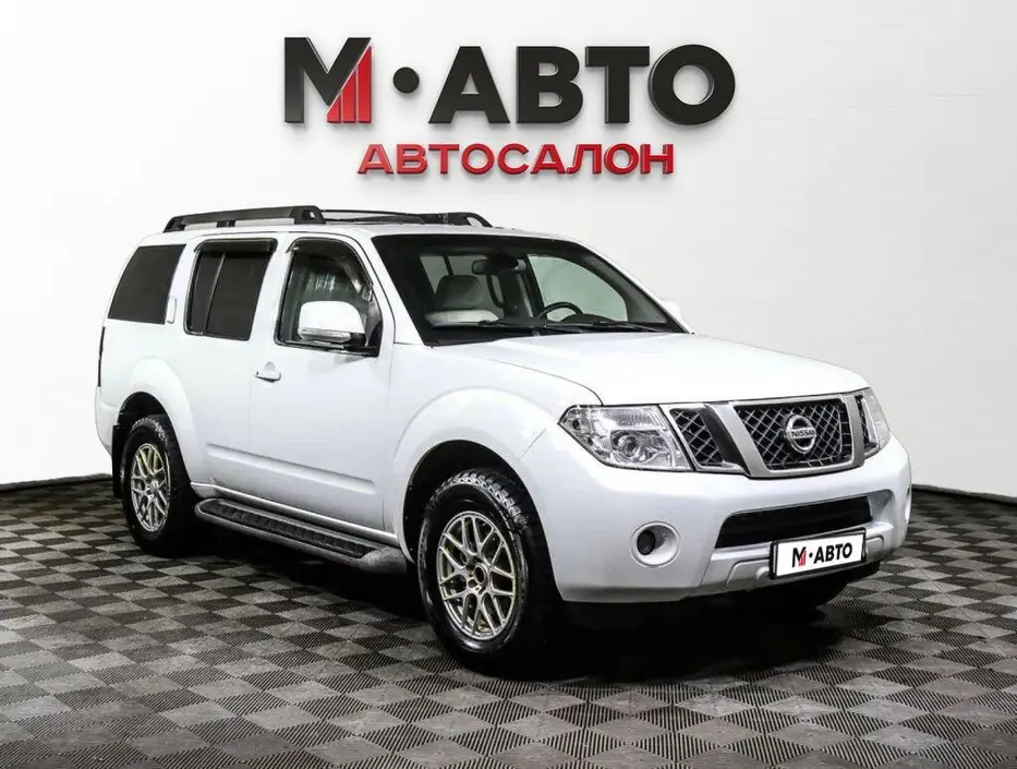 Nissan Pathfinder, 2011 г.
