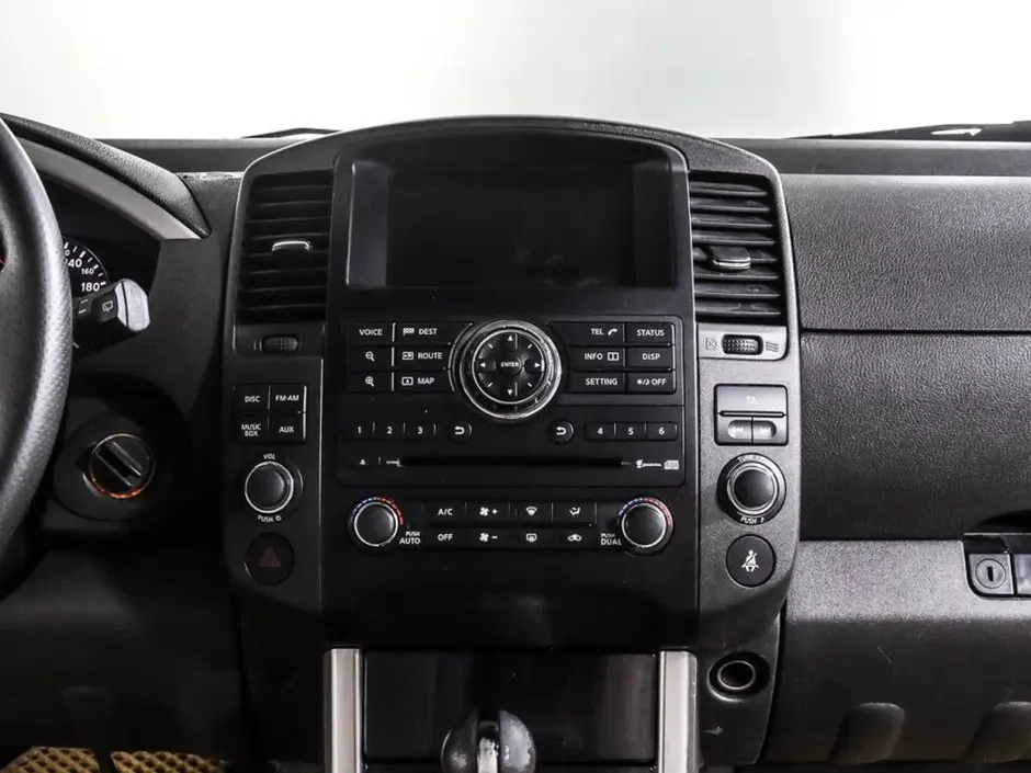 Nissan Pathfinder, 2011 г.