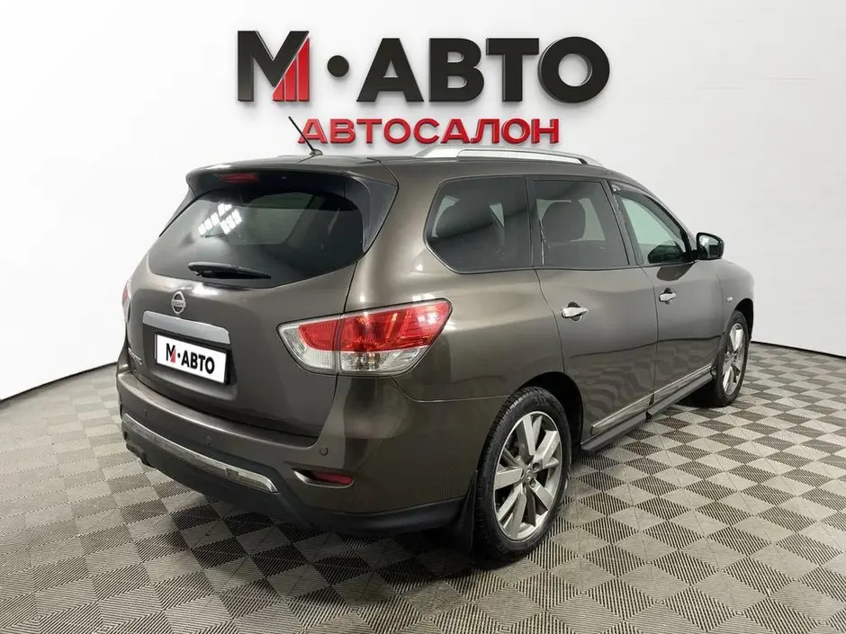 Nissan Pathfinder, 2013 г.