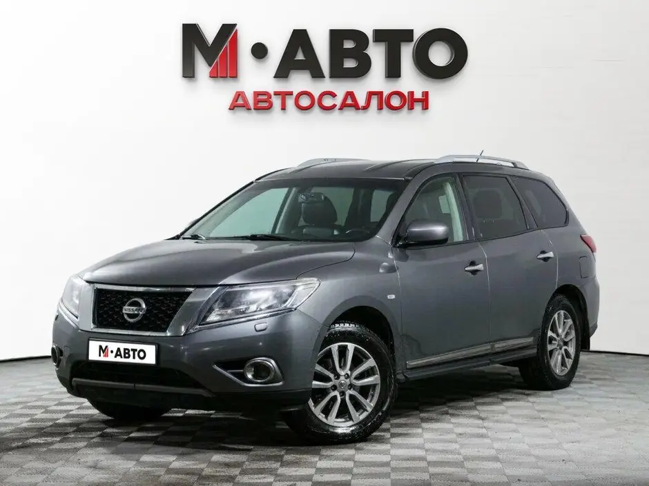 Nissan Pathfinder, 2015 г.
