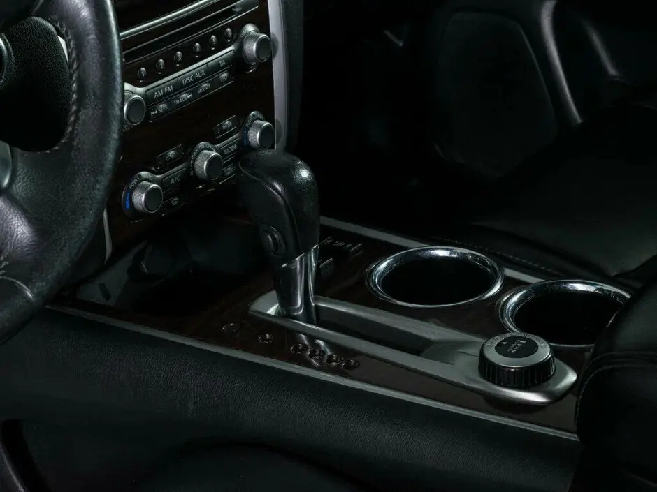 Nissan Pathfinder, 2015 г.